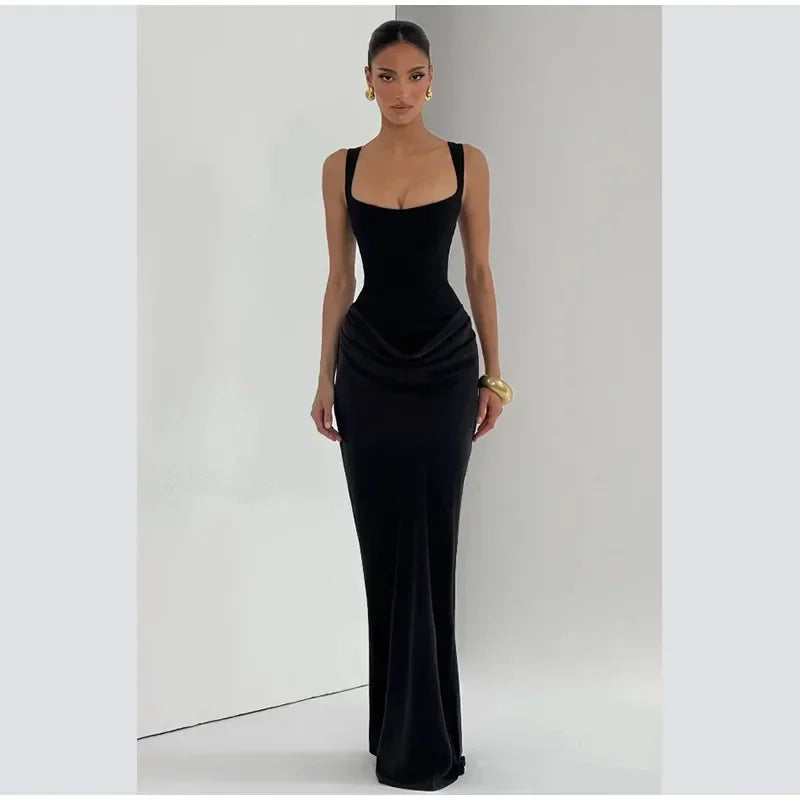 Einfarbiges Plissiertes Trägerloses Kleid Schickes Schulterfreies Rückenfreies Hochgeschnittenes Kleid mit Schlitz 2026 Neues Abendkleid