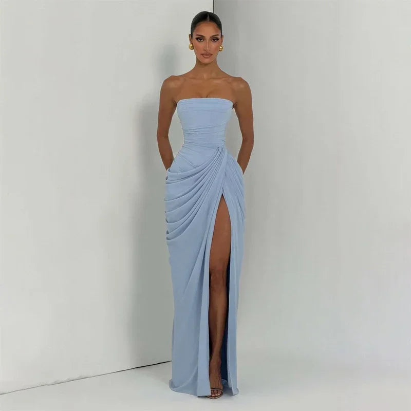 Einfarbiges Plissiertes Trägerloses Kleid Schickes Schulterfreies Rückenfreies Hochgeschnittenes Kleid mit Schlitz 2026 Neues Abendkleid
